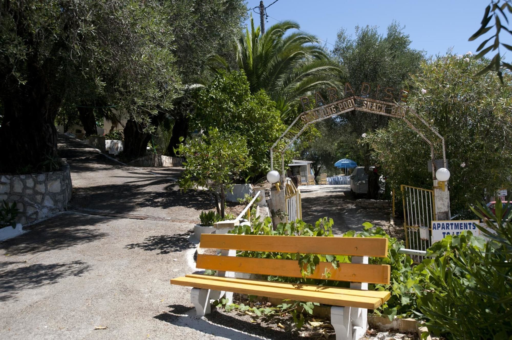 Paradise Barbati