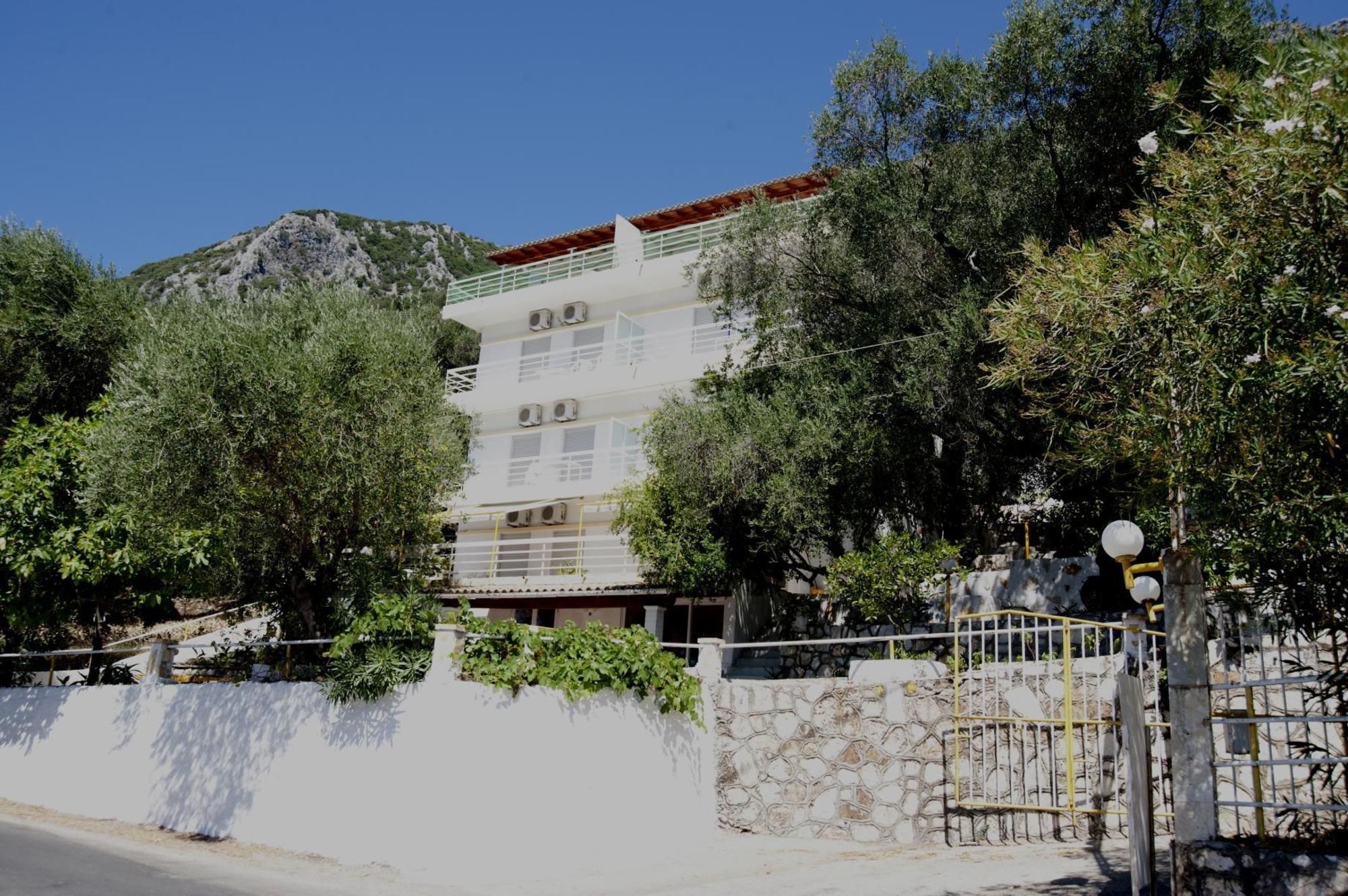 Paradise Aparthotel Barbati