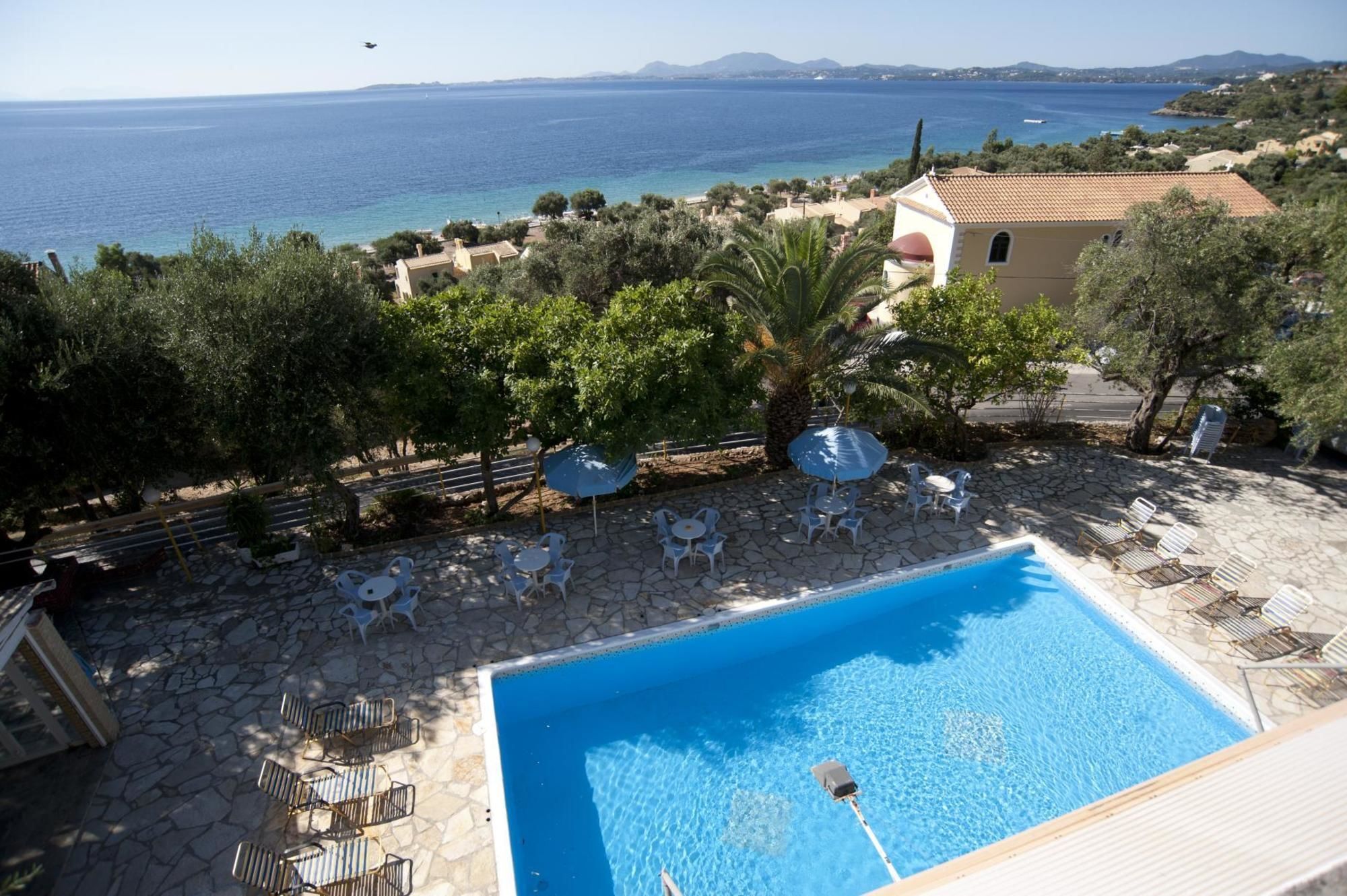 Aparthotel Paradise 2*